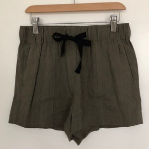 Aritzia - Babaton linen short